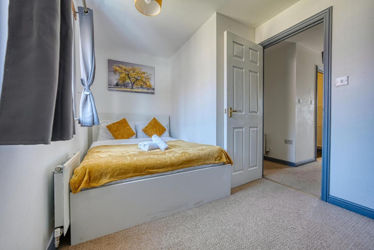 Nec Exhibitor Home, Near Airport Birmingham